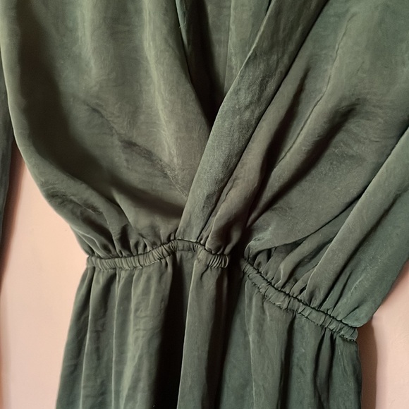 TJD The Jerset Diaries maxi dress in emerald - Picture 3 of 5